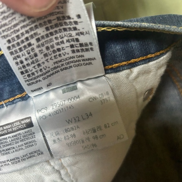 Levi’s 502 jeans - Picture 9 of 9